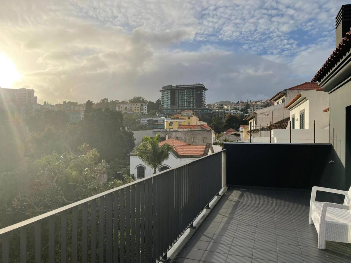 Carreira Residence Фуншал Екстериор снимка