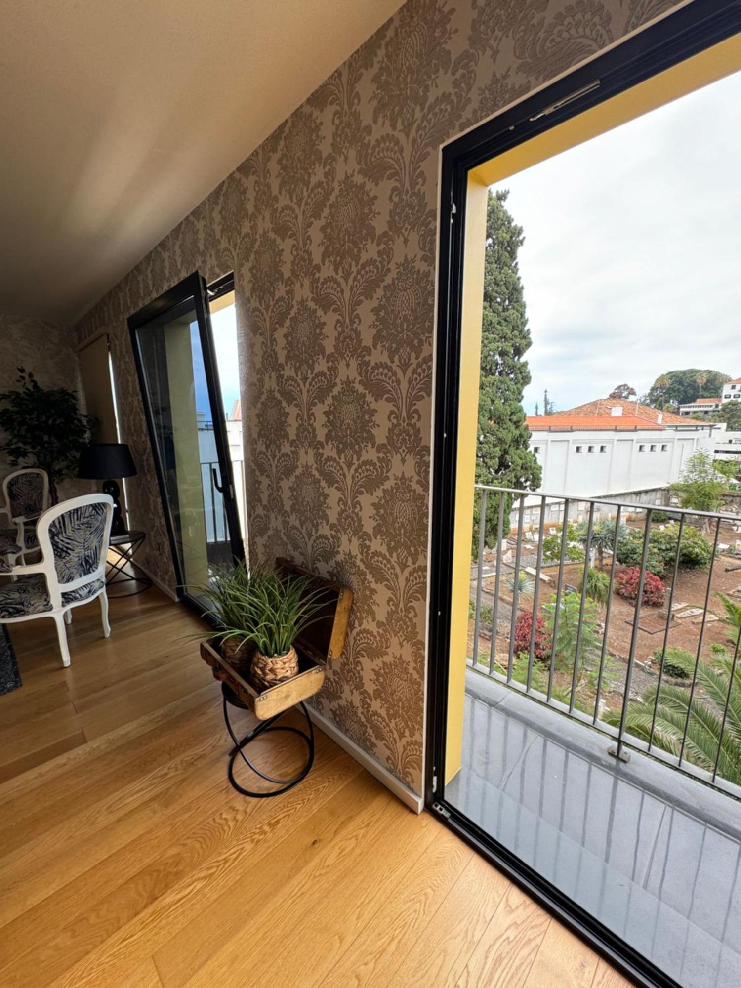 Carreira Residence Фуншал Екстериор снимка