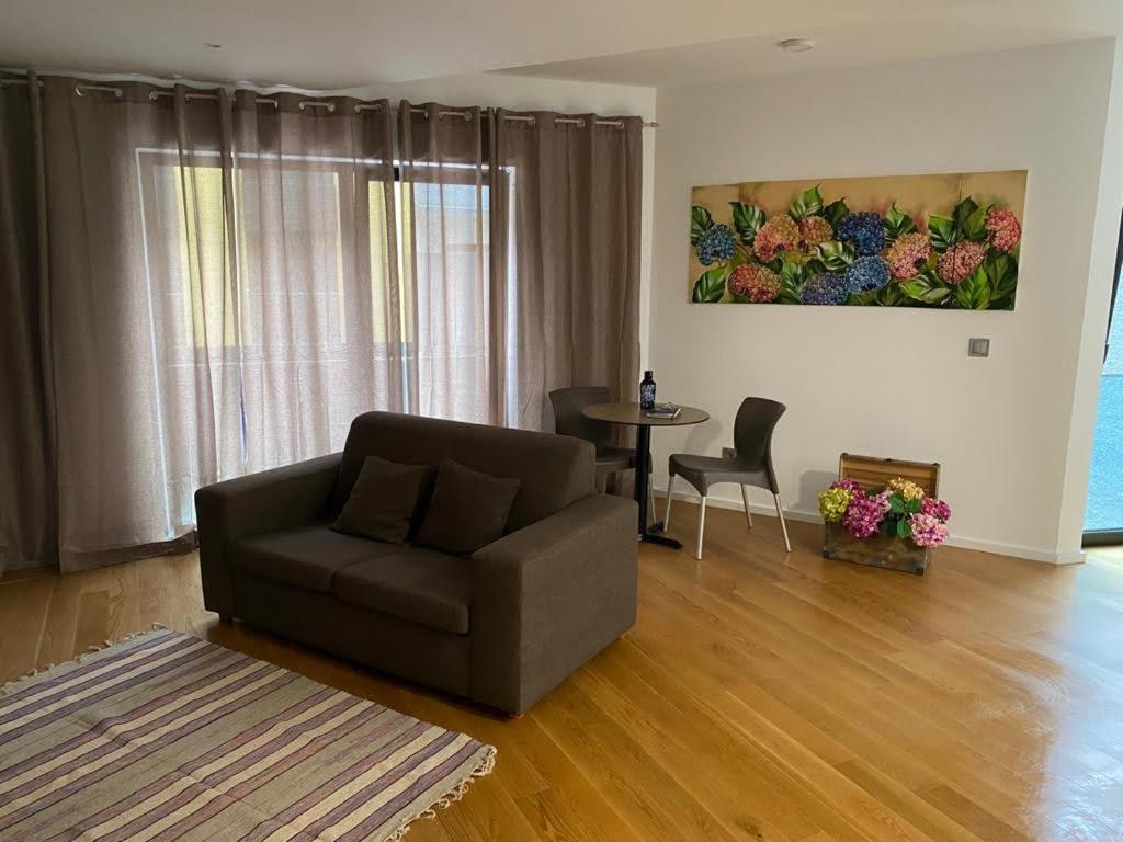 Carreira Residence Фуншал Екстериор снимка